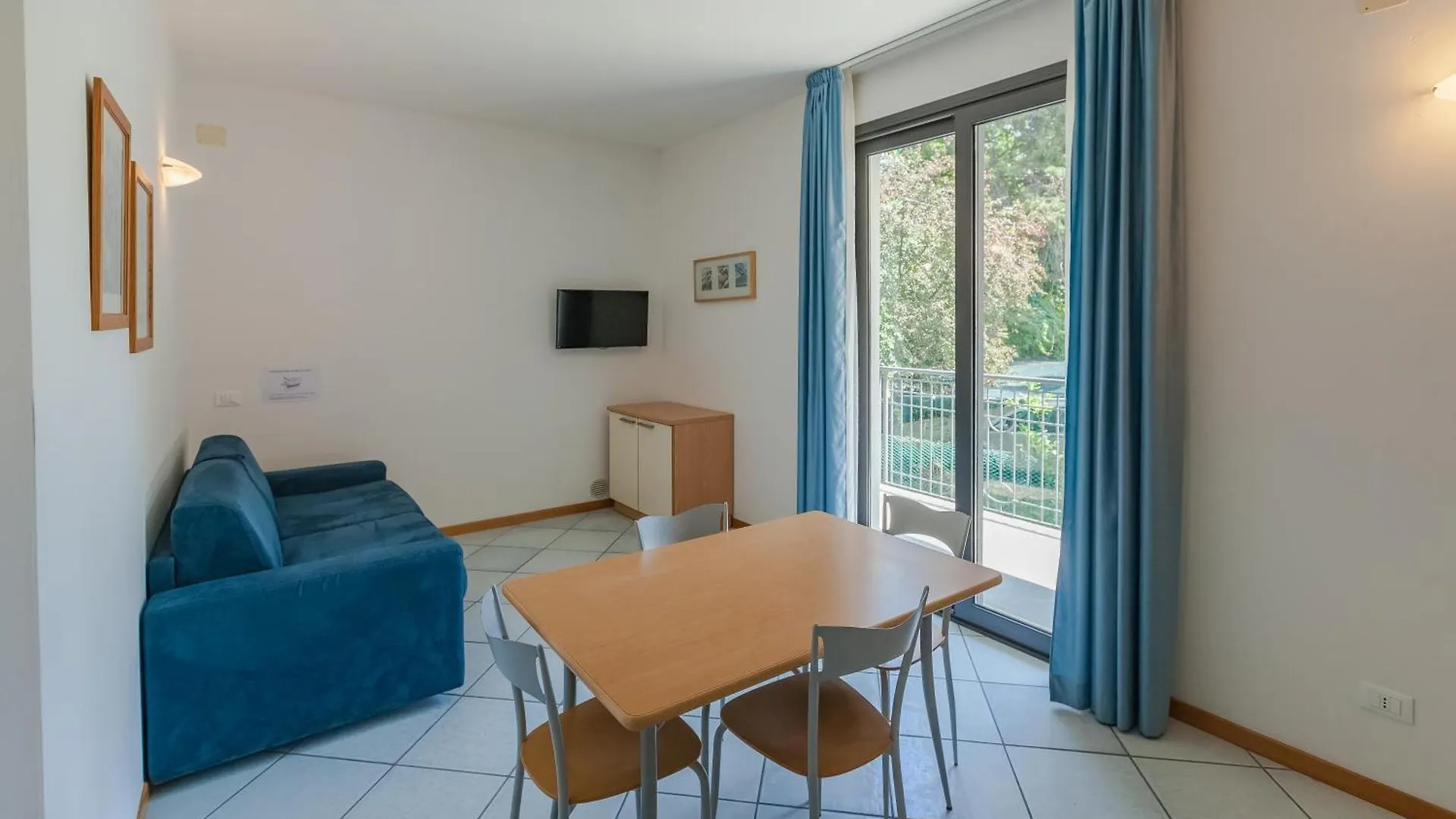 Residence Ascot 카톨리카 아파트호텔