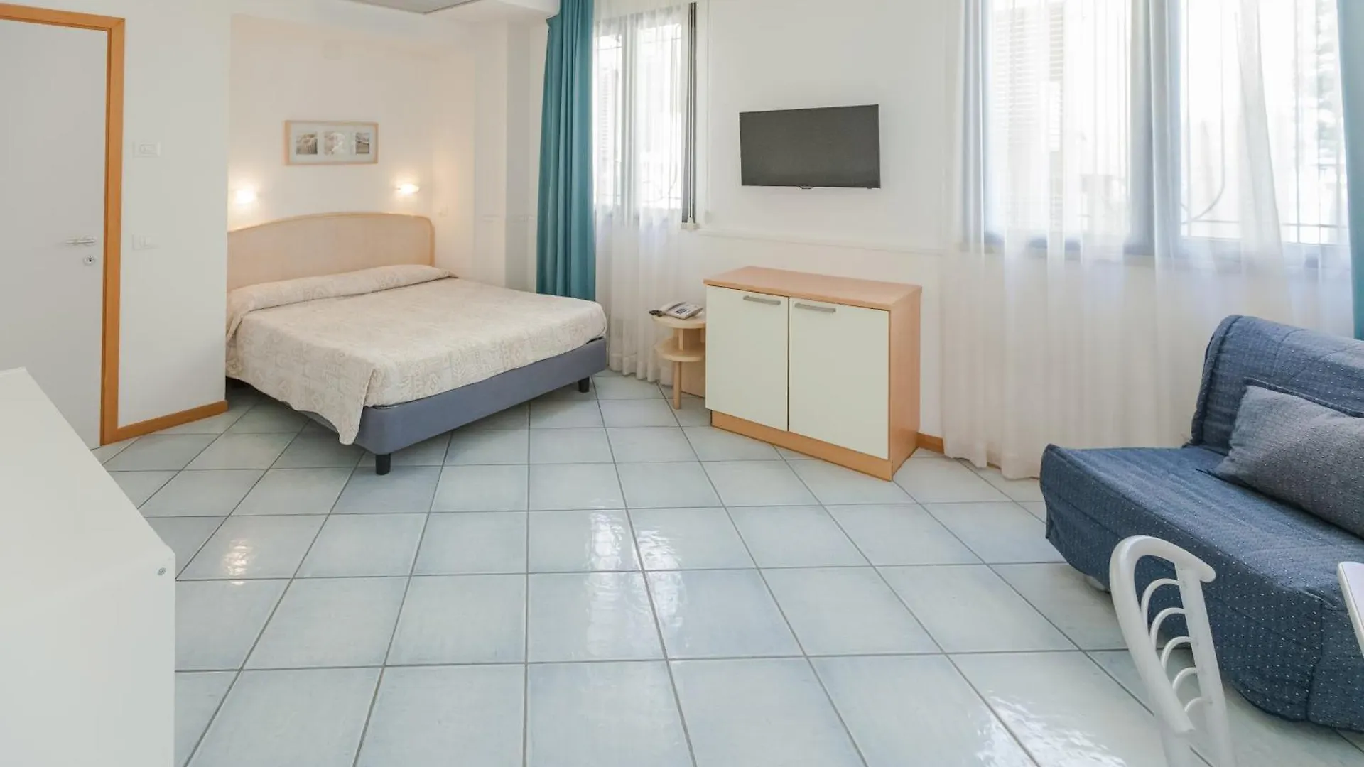 Residence Ascot 카톨리카 이탈리아