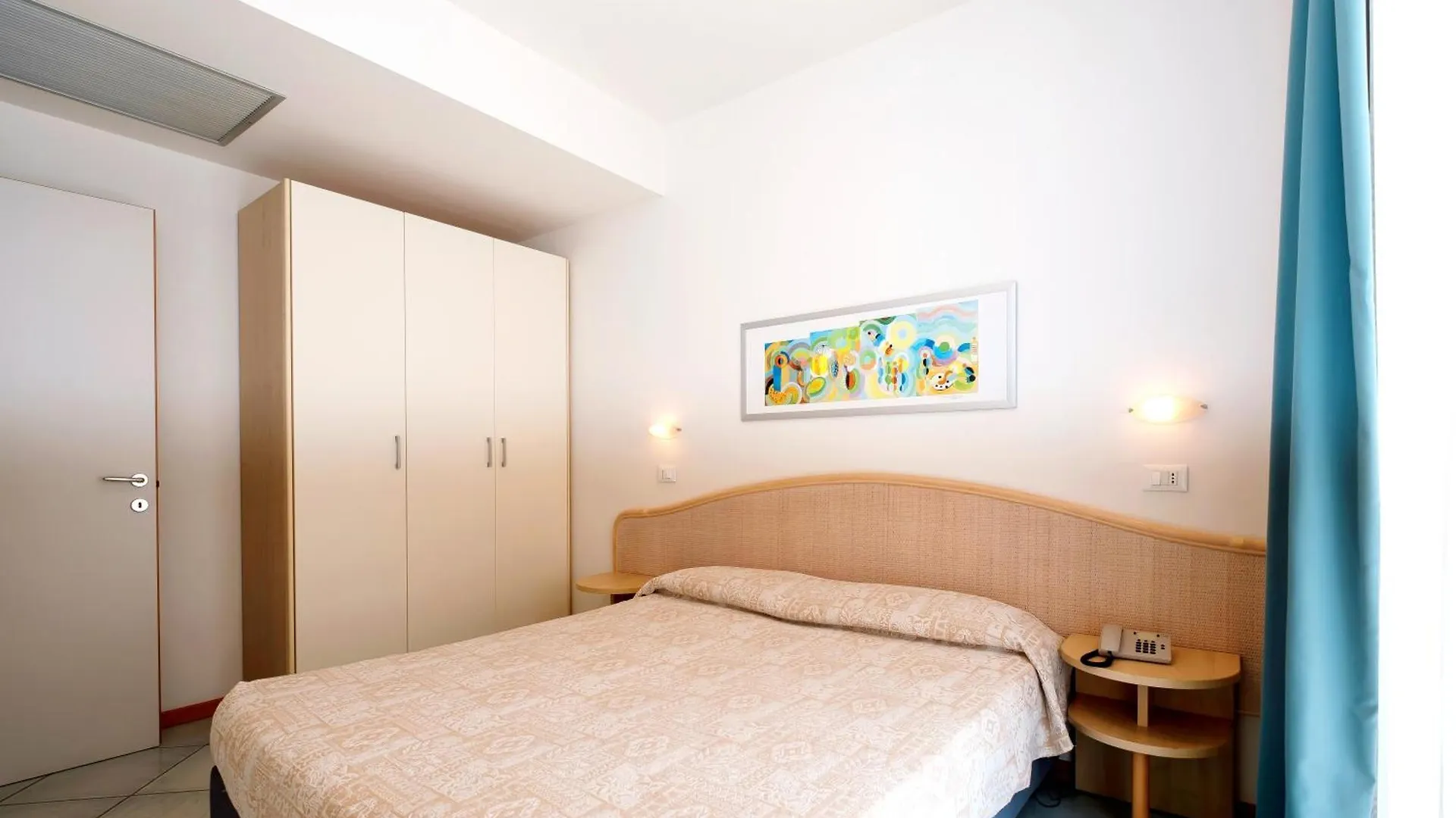 Residence Ascot 카톨리카 3*,