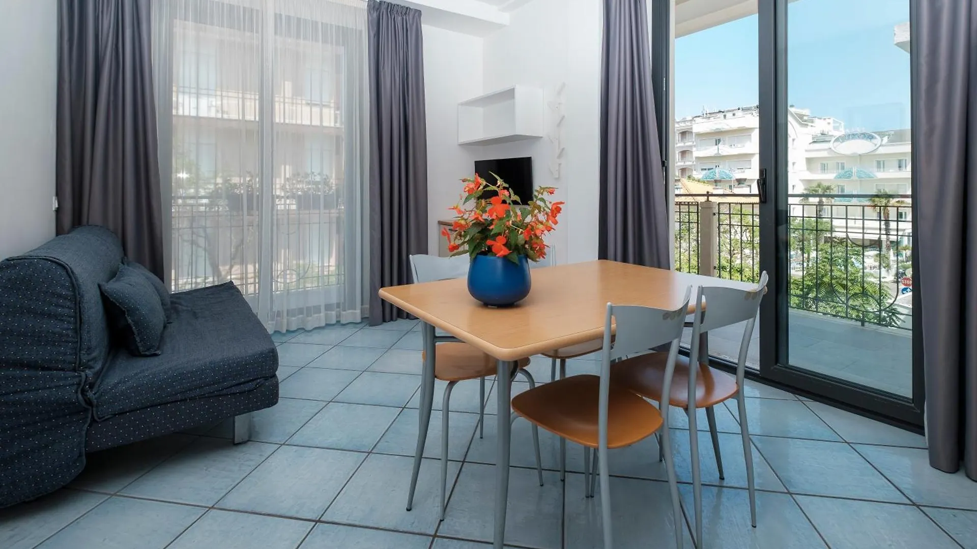 Residence Ascot 카톨리카 아파트호텔