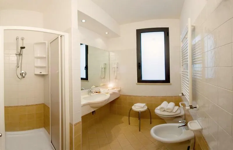 Residence Ascot 카톨리카 3*,